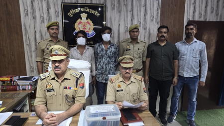 मोबाइल स्नैचिंग गिरोह का खुलासा, 22 मोबाइल और चोरी की बाइक बरामद