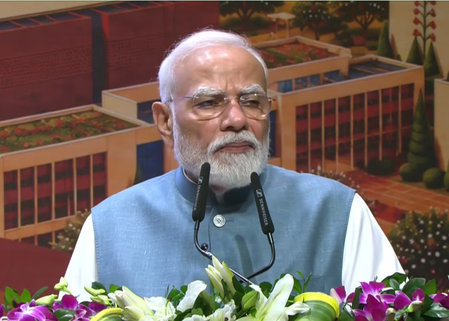 2014 से पहले कांग्रेस 'फोन बैंकिंग' से चलाती थी देश की अर्थव्यवस्था : प्रधानमंत्री मोदी