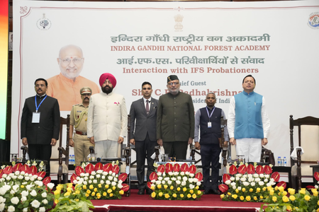 विकास और संरक्षण एक-दूसरे के विरोधी नहीं, सदैव साथ-साथ चल सकते हैं: उपराष्ट्रपति राधाकृष्णन