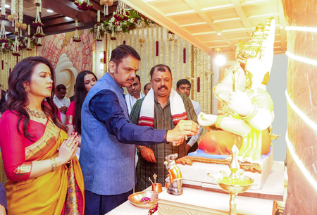 सीएम फडणवीस की मनोज जरांगे से अपील, गणेशोत्सव के दौरान मुंबई में आंदोलन पर करें पुनर्विचार