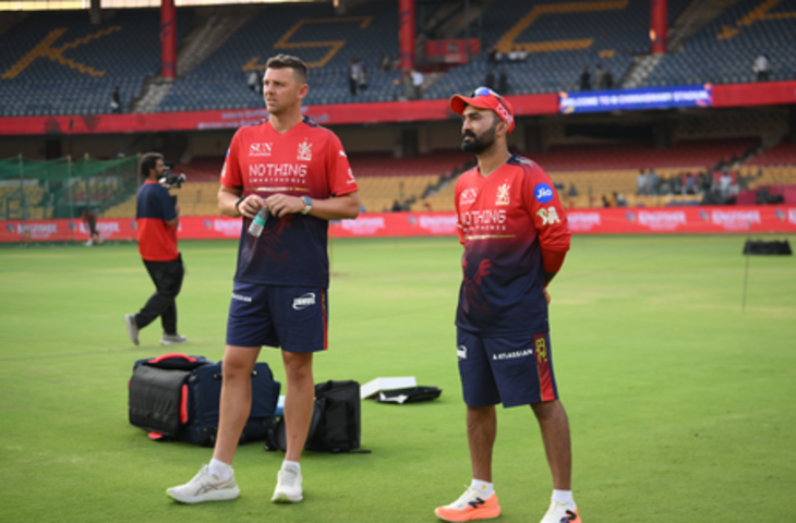 मेरा काम हर खिलाड़ी की जरूरत को समझना और उन्हें मैच के लिए तैयार करना: दिनेश कार्तिक