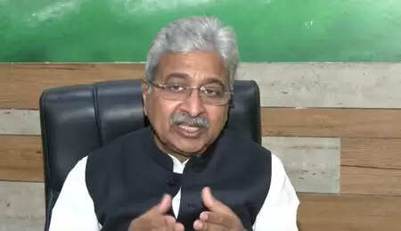 मनरेगा में बदलाव कर केंद्र सरकार ने श्रमिकों के हितों पर किया कुठाराघात: राव नरेंद्र सिंह