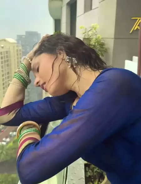 'पालकी पे होके सवार' गाने पर अंकिता लोखंडे ने किया रिवीलिंग डांस