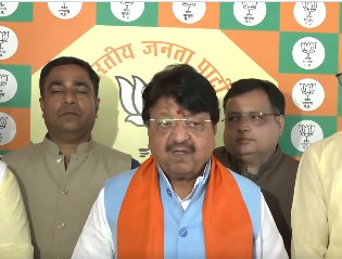 भोपाल सीलिंग विवाद सुलझाने के लिए मध्य प्रदेश सरकार 'बीच का रास्ता' तलाश रही : कैलाश विजयवर्गीय