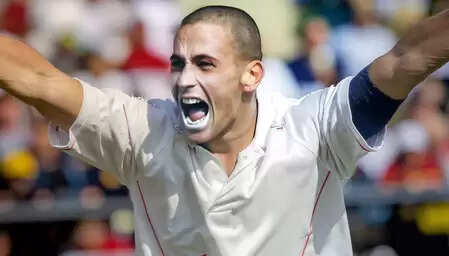 साइमन जोंस : एशेज के भुला दिए गए हीरो, जिनकी रिवर्स स्विंग से पोंटिंग भी रहे खौफजदा