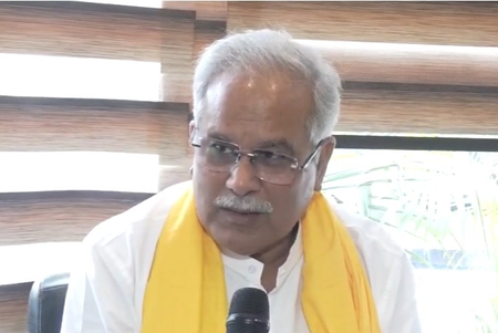 पंजाब कांग्रेस में गुटबाजी से बघेल का इनकार, बोले- 'पार्टी एक है, कोई धड़ा नहीं', रंधावा और चन्नी पर भी दिया जवाब