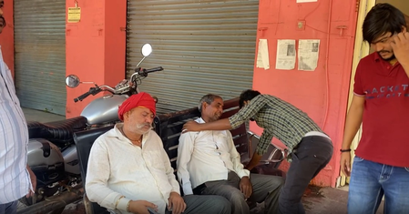 सहारनपुर में थार डिवाइडर से टकराई; 3 युवकों की मौके पर मौत, 2 की हालत गंभीर