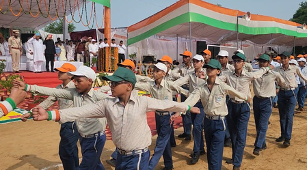 शहीदों के बलिदान से मिली आजादी, युवा पीढ़ी ले प्रेरणा : विधायक ओम प्रकाश यादव