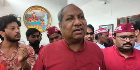 'जनता ने सिर्फ बयानबाजी और पोस्टरबाजी के लिए छोड़ा', सपा प्रमुख अखिलेश यादव पर बरसे संजय निषाद