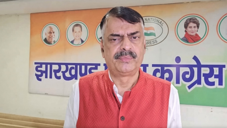 सोनिया गांधी की किताब से भाजपा में घबराहट, प्रधानमंत्री को नेपाल का दौरा करना चाहिए था : कांग्रेस नेता राजेश ठाकुर