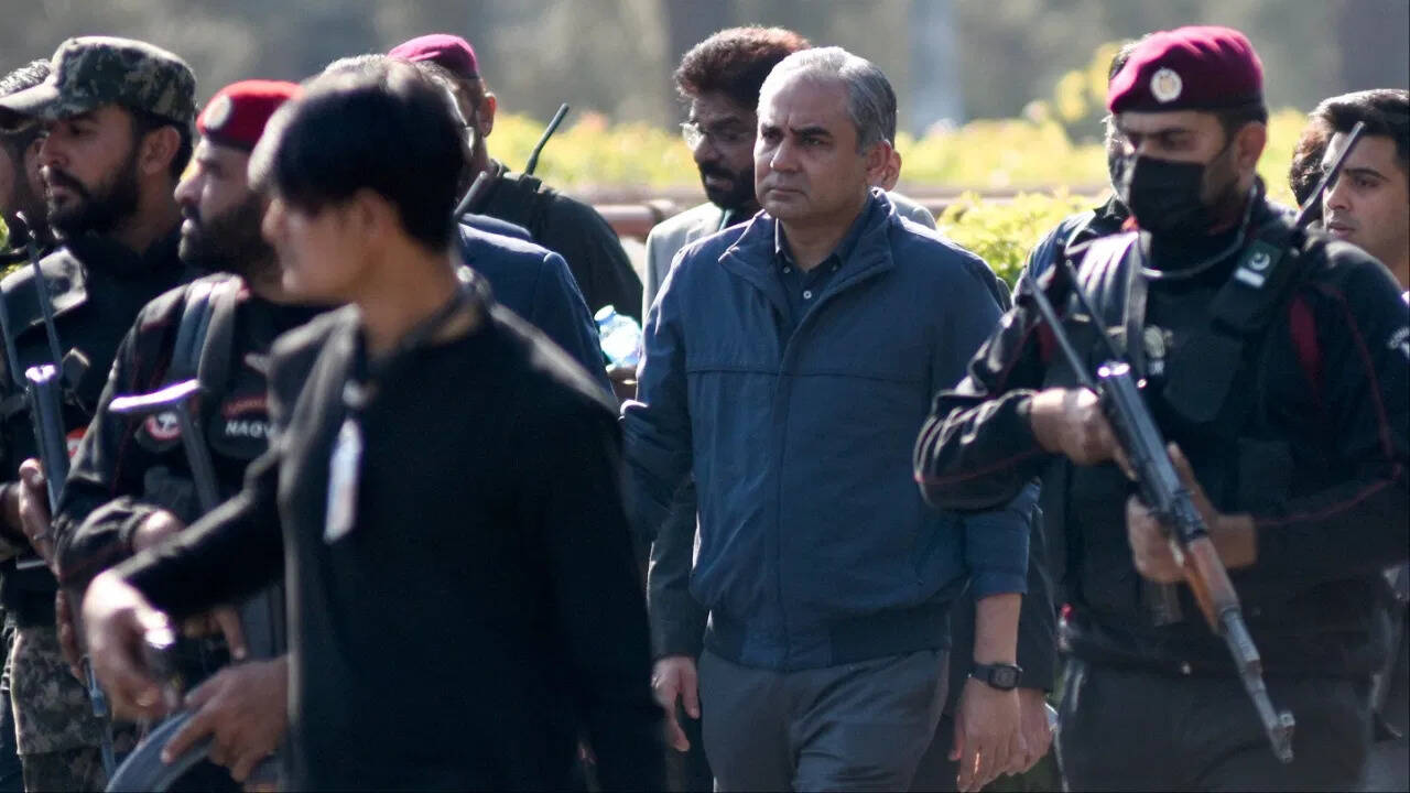 पाकिस्तान युद्ध के लिए पुरी तरह तैयार, क्रिकेट की बातों के बीच PCB अध्यक्ष ये क्या कह गए, भारत ने कोई भी कदम उठाया तो