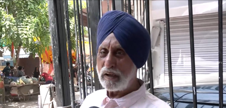 सत्य निकेतन हादसा: इमारत गिरने के बाद स्थानीय लोगों में आक्रोश, एमसीडी अधिकारियों पर लगाए गंभीर आरोप