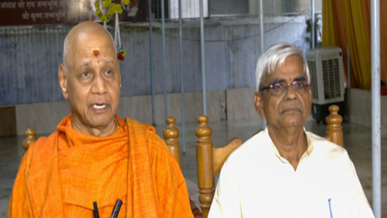राम मंदिर ट्रस्ट में बड़ा बदलाव: जितेंद्र मिश्रा को सीईओ, गोविंददेव गिरि को महामंत्री की कमान