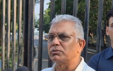 ‘पहले कांग्रेस को भी नहीं पूछा, अब मजबूरी में महात्मा गांधी’, ममता बनर्जी की विपक्ष से एकजुटता की अपील पर भाजपा का तंज