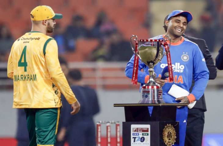 तीसरा टी20: भारत ने टॉस जीतकर गेंदबाजी चुनी, प्लेइंग इलेवन में बदलाव, नहीं खेलेंगे बुमराह