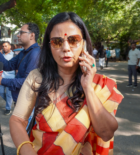 कलकत्ता हाई कोर्ट ने महुआ मोइत्रा की सुरक्षा मामले में गृह मंत्रालय को शामिल होने का निर्देश दिया