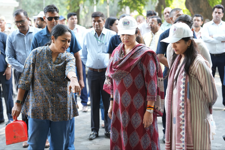 सीएम रेखा गुप्ता, केंद्रीय मंत्री किरेन रिजिजू, सीआर पाटिल और जी. किशन रेड्डी ने दिल्ली में चलाया स्वच्छता अभियान
