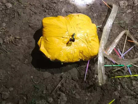 पंजाब: अमृतसर में ड्रोन से भेजी गई 12 किलो से अधिक हेरोइन बरामद