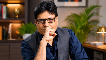 कमाल के 'कलमकार' कामिल : कभी अखबारों में किया काम, आज बॉलीवुड के शीर्ष गीतकारों में शामिल