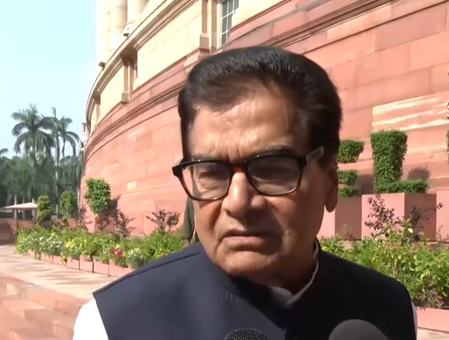भाजपा झारखंड का खराब कर रही माहौल, खत्म नहीं होने दे रही छात्रों का अनशन: राम गोपाल यादव