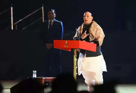 ऑपरेशन सिंदूर अभी पूरी तरह खत्म नहीं हुआ है, आतंकवाद के खिलाफ लड़ाई जारी रहेगी: राजनाथ सिंह