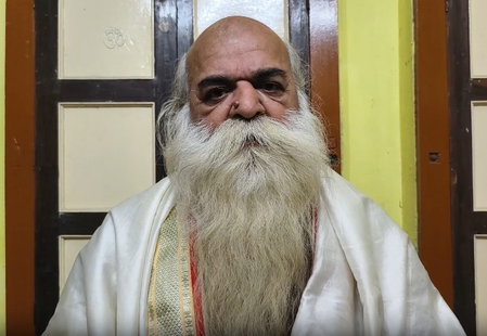 अर्द्धकुंभ से पहले हरिद्वार में मीट की दुकानें हटाने पर बोले आचार्य अयोध्या प्रसाद, मन की शुद्धि के लिए जरूरी कदम