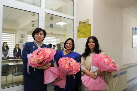 ताशकंद में नीना मल्होत्रा, सांस्कृतिक और शैक्षिक संबंधों को सुदृढ़ बनाने पर जोर