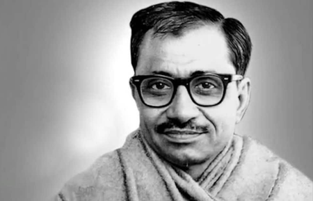 दीनदयाल उपाध्याय को उपराष्ट्रपति ने दी श्रद्धांजलि, कहा- 'राष्ट्र निर्माण की यात्रा को प्रेरित करते हैं उनके आदर्श'