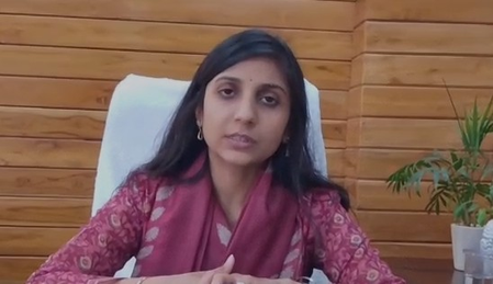 पौड़ी गढ़वाल: जिलाधिकारी ने निर्वाचन कार्यालय का निरीक्षण कर एसआईआर कार्यों की समीक्षा की