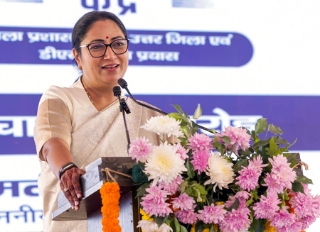 दिल्ली में 1 नवंबर से सख्त प्रदूषण नियंत्रण उपाय लागू, गैर बीएस-VI वाहनों की एंट्री पर रोक, 50 फीसदी कर्मचारी करेंगे वर्क फ्रॉम होम