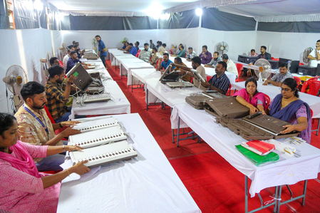 केरल चुनाव में मुकाबला इस बार दिलचस्प, 883 उम्मीदवारों के भाग्य का फैसला करेंगे 27 लाख मतदाता