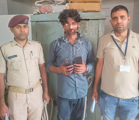 पूर्वोत्तर रेलवे में आरपीएफ की बड़ी कार्रवाई, तीन गिरफ्तार, चोरी के मोबाइल बरामद