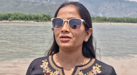 रियासी में उमड़ रहे पर्यटक, चिनाब में रिवर राफ्टिंग बनी आकर्षण का केंद्र