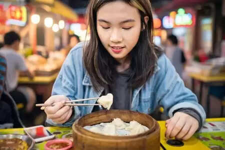 मोमोज-चाऊमीन से डायबिटीज का खतरा, दिल की सेहत पर भी पड़ता है असर