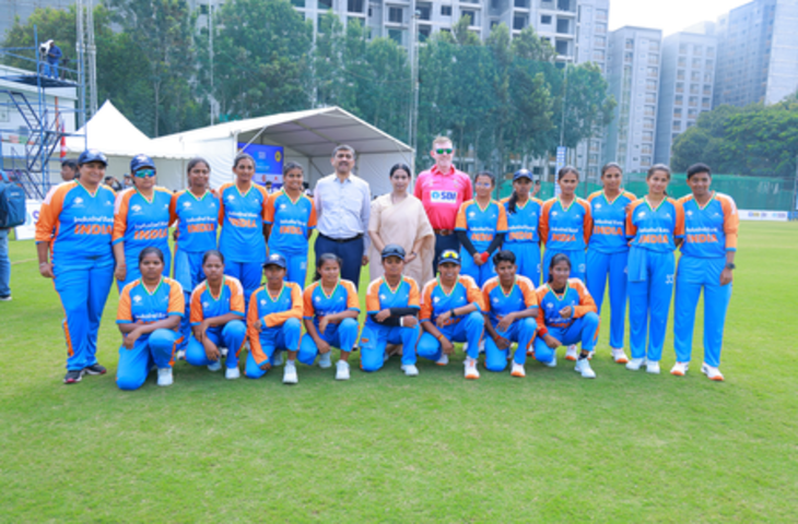 ब्लाइंड विमेंस टी20 वर्ल्ड कप चैंपियन टीम से मिलीं सीएम रेखा गुप्ता, खिलाड़ियों की सराहना