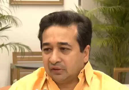 वारिस पठान के बयान पर नितेश राणे का पलटवार, कहा- हम भी ईंट का जवाब पत्थर से देना जानते हैं