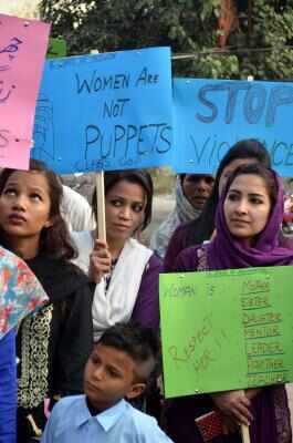 पाकिस्तान : पंजाब में पांच साल में महिलाओं और लड़कियों के खिलाफ हिंसा के 1.95 लाख से अधिक मामले दर्ज