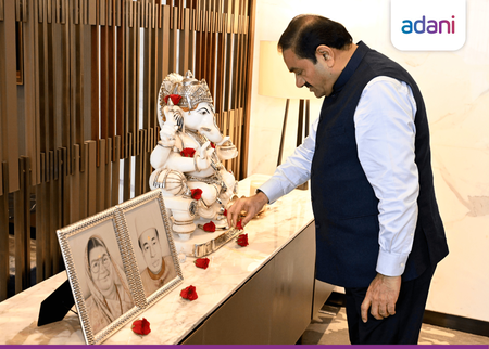 गौतम अदाणी ने कठिन दौर में भरोसा बनाए रखने और साथ डटे रहने के लिए लोगों का किया धन्यवाद, भगवान और माता-पिता का आशीर्वाद भी लिया