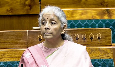 आईडीबीआई बैंक का विनिवेश जल्द हो सकता है पूरा, आईबीसी संशोधन विधेयक बजट सेशन में होगा पेश: वित्त मंत्री