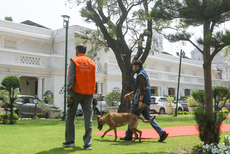 '16 आरडीएक्स आईईडी लगाए हैं', दिल्ली विधानसभा को फिर बम से उड़ाने की धमकी मिली