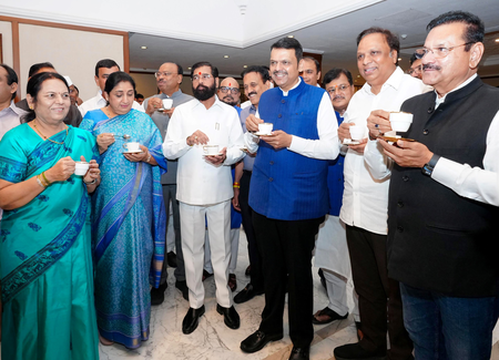 सरकार बहस के लिए तैयार, मानसून सत्र में विपक्ष पॉलिटिक्स करेगा तो वैसा ही जवाब मिलेगा: सीएम फडणवीस