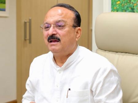 दिल्ली में पीजी और कोचिंग संस्थानों को लेकर नई नीति की तैयारी, मंत्री आशीष सूद ने छात्रों से की मुलाकात