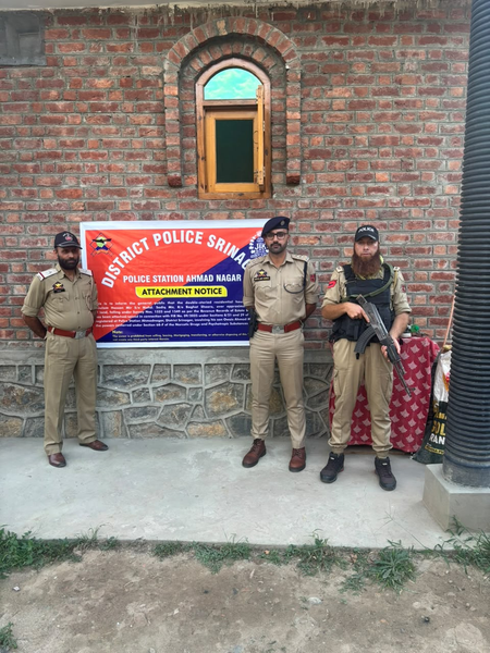 श्रीनगर पुलिस ने नशा तस्करी से जुड़े 6 अलग-अलग मामलों में 6.22 करोड़ की संपत्तियों को किया सीज