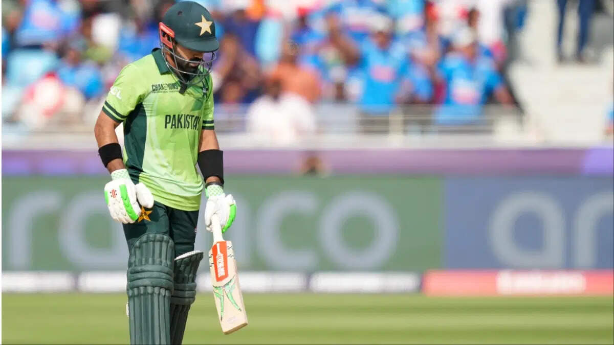 पाकिस्तान की शर्मनाक हार, रिजवान समेत 5 बल्लेबाज नहीं खोल पाए खाता, वेस्टइंडीज ने खत्म किया 34 साल का सूखा