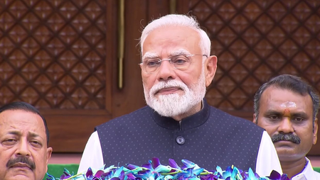'56 साल का नौजवान नहीं,  28 साल का युवा देश को आगे बढ़ा रहा ', मॉनसून सत्र से पहले बोले पीएम मोदी