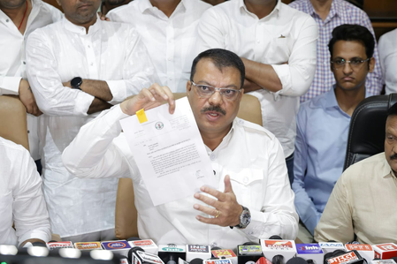 इंदौर जल संकट: गायब दस्तावेजों और प्रशासनिक देरी को लेकर कांग्रेस ने उठाए सवाल