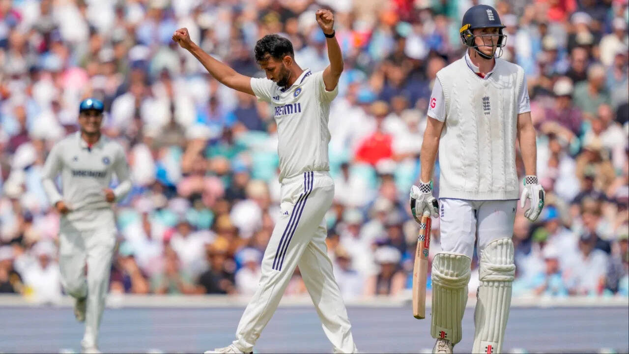 IND vs ENG: मोहम्मद सिराज की गलती भारत को पड़ी भारी, हैरी ब्रूक और जो रूट ने इंग्लैंड को पहुंचाया जीत के करीब