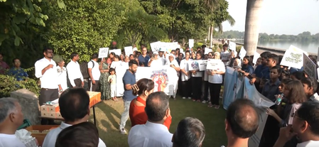 विश्व शांति दिवस पर चंडीगढ़ में 'पीस वॉक' का आयोजन, सीबी ओझा बोले-शांति आज की जरूरत