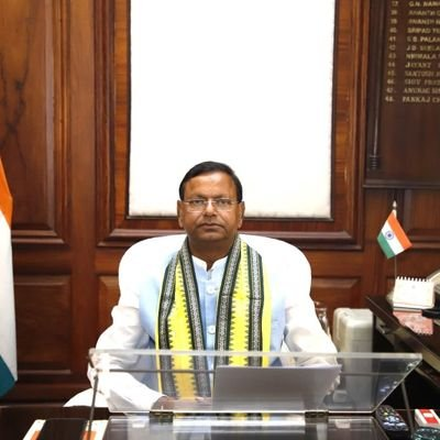लखनऊ अग्निकांड: पकंज चौधरी ने जताया दुख, पदाधिकारियों से पीड़ितों का सहारा बनने की अपील