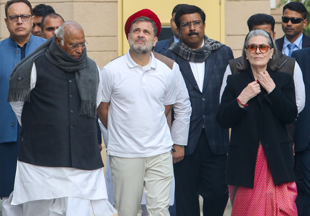 पश्चिम बंगाल चुनाव : पहले चरण के लिए कांग्रेस के 40 स्टार प्रचारकों की सूची जारी